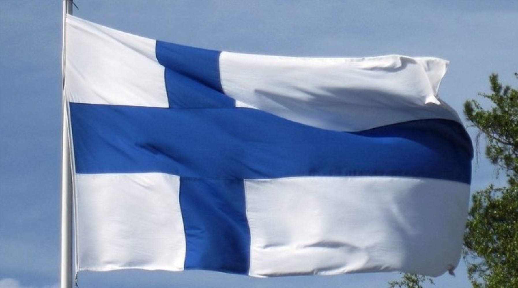 I paesi europei sospendono le domande di asilo dei siriani: si pianificano le espulsioni