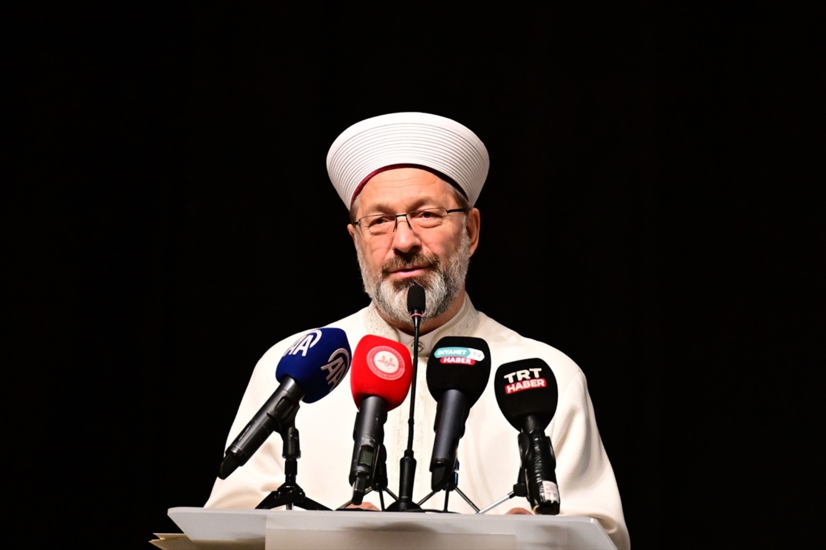 Ali Erbaş 'Bir Audi'yi çok gördüler' demişti: Diyanet İşleri Başkanlığı'nın garajındaki lüks makam araçlarının listesi ortaya çıktı