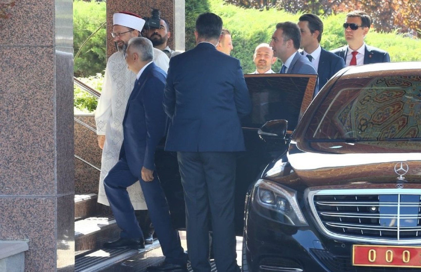 Ali Erbaş 'Bir Audi'yi çok gördüler' demişti: Diyanet İşleri Başkanlığı'nın garajındaki lüks makam araçlarının listesi ortaya çıktı