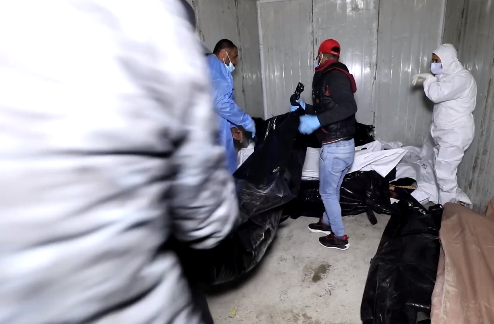 Trovati cadaveri pieni di segni di tortura in un ospedale di Damasco