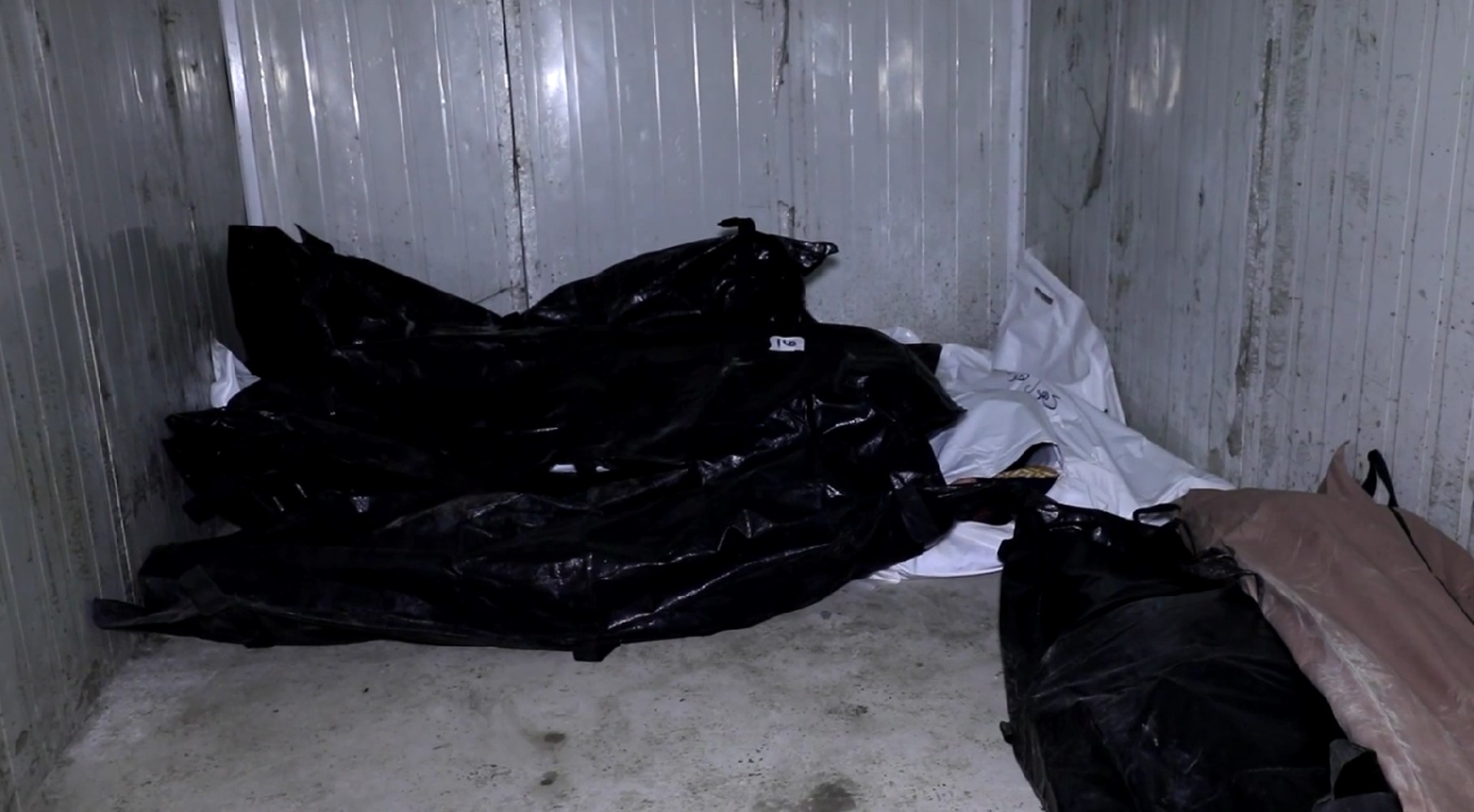 Trovati cadaveri pieni di segni di tortura in un ospedale di Damasco