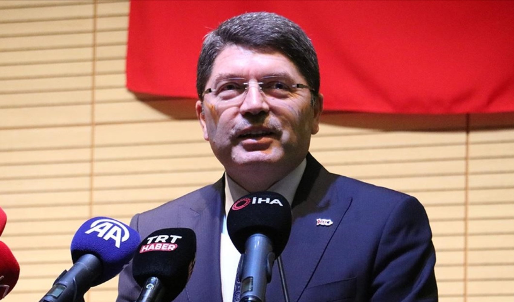 Ultim'ora... Quando andrà la delegazione del DEM Parti a İmralı? Yılmaz Tunç ha fatto chiarezza