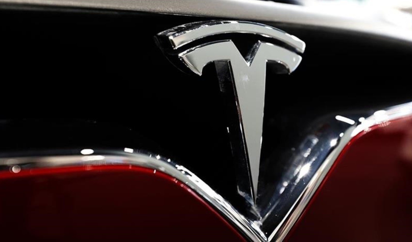 Tesla hisseleri rekor seviyeye yükseldi