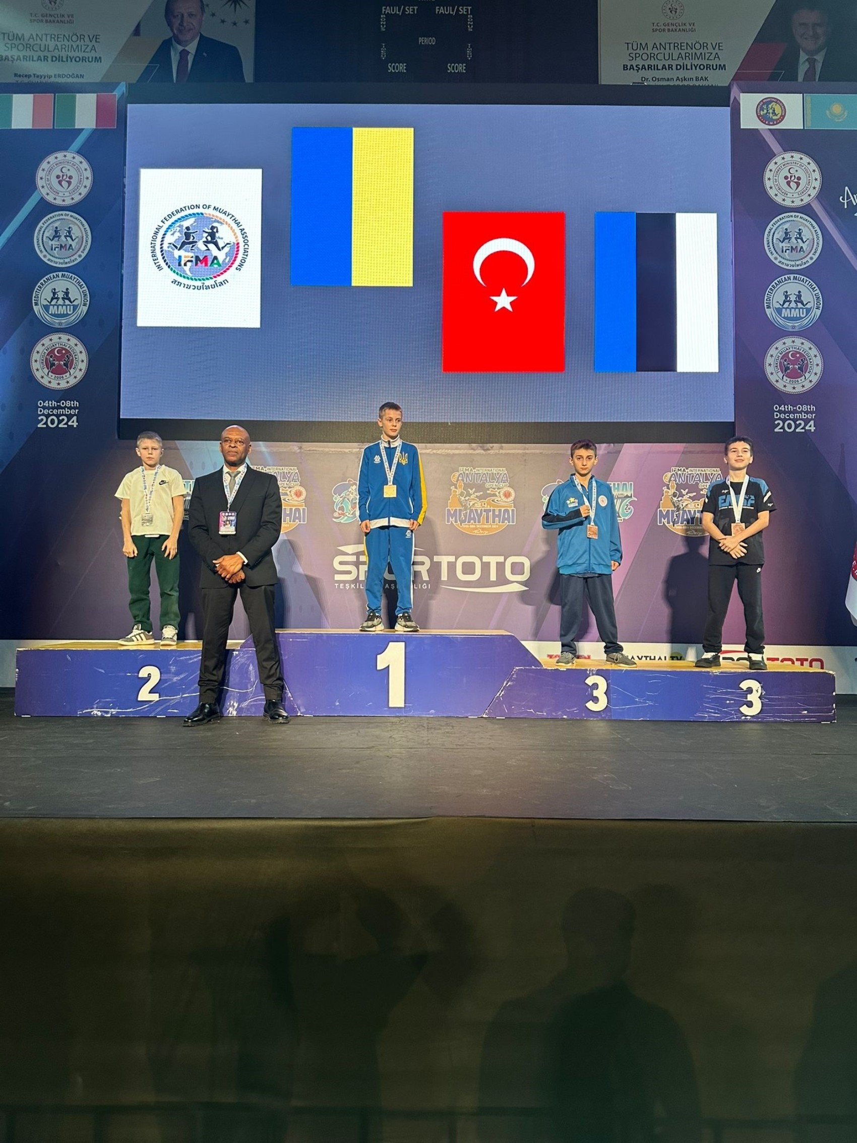 Muay Thai'de Türk Bayrağını dalgalandırdılar