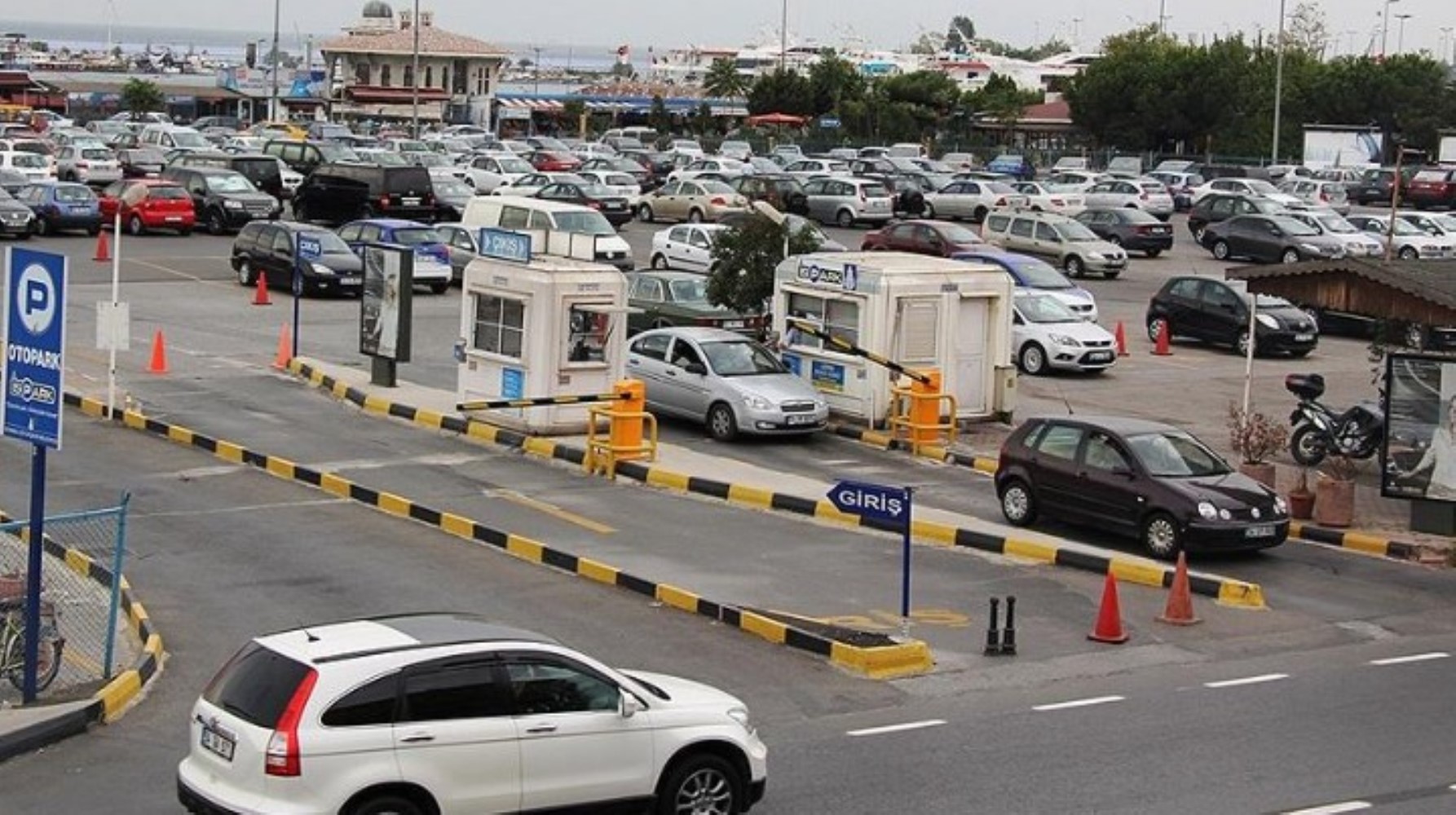 İstanbul'da İSPARK otopark ücretlerine büyük zam: İşte kabul edilen oran