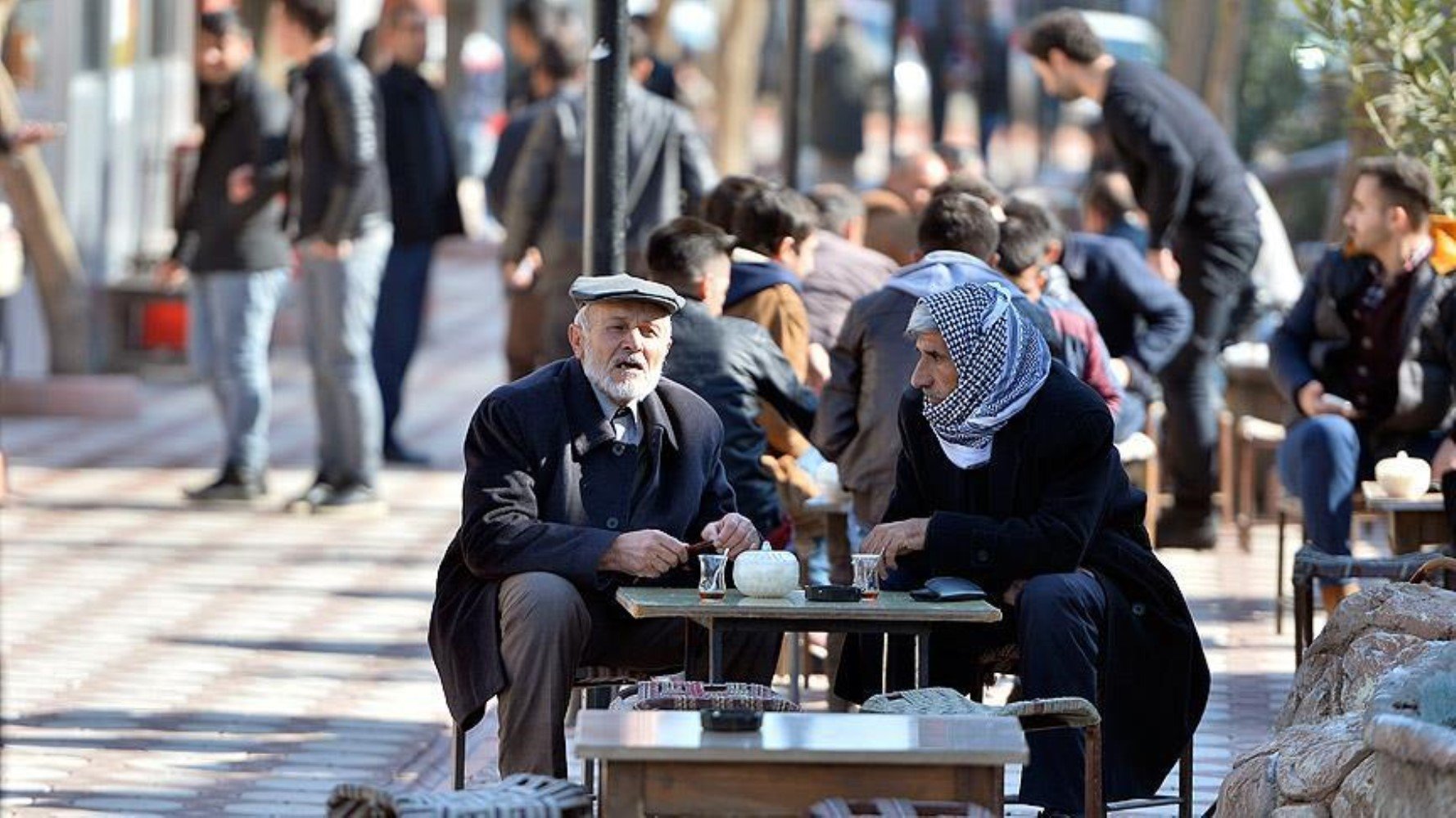 TÜİK açıkladı: Türkiye'nin en hızlı fakirleşen ve zenginleşen illeri belli oldu