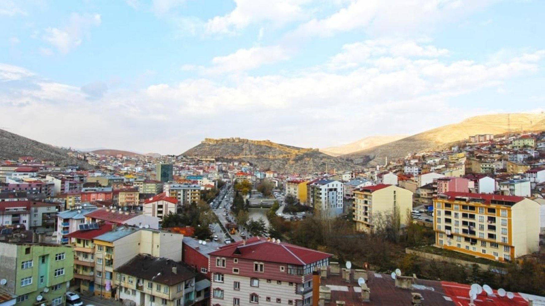 TÜİK açıkladı: Türkiye'nin en hızlı fakirleşen ve zenginleşen illeri belli oldu