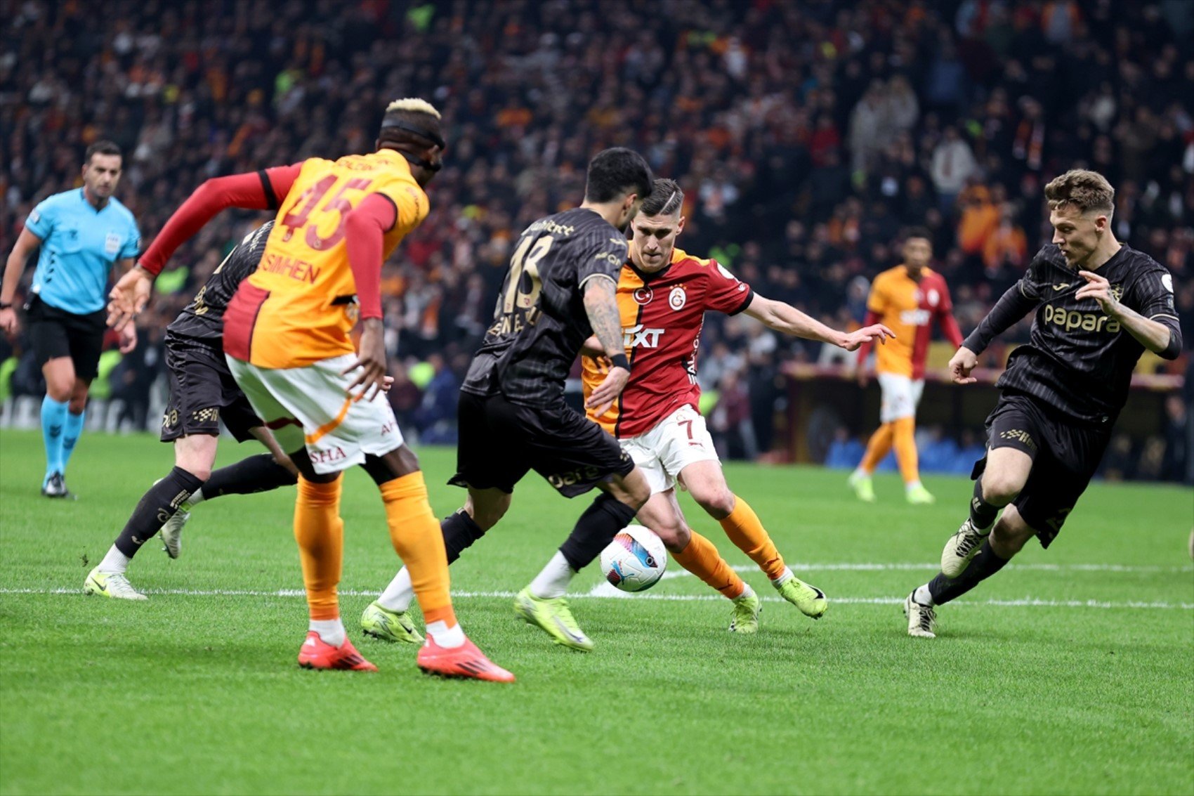 Süper Lig ve Avrupa'da mağlubiyetsiz tek takım: Galatasaray