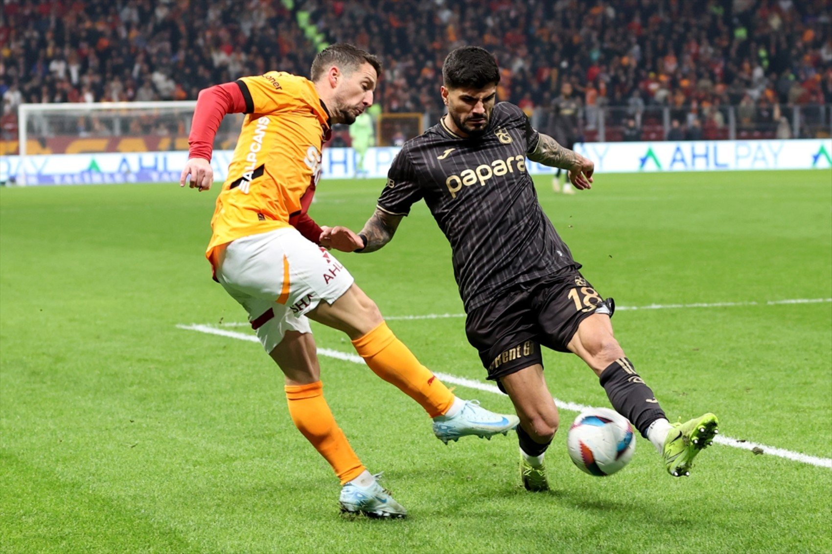 Süper Lig ve Avrupa'da mağlubiyetsiz tek takım: Galatasaray