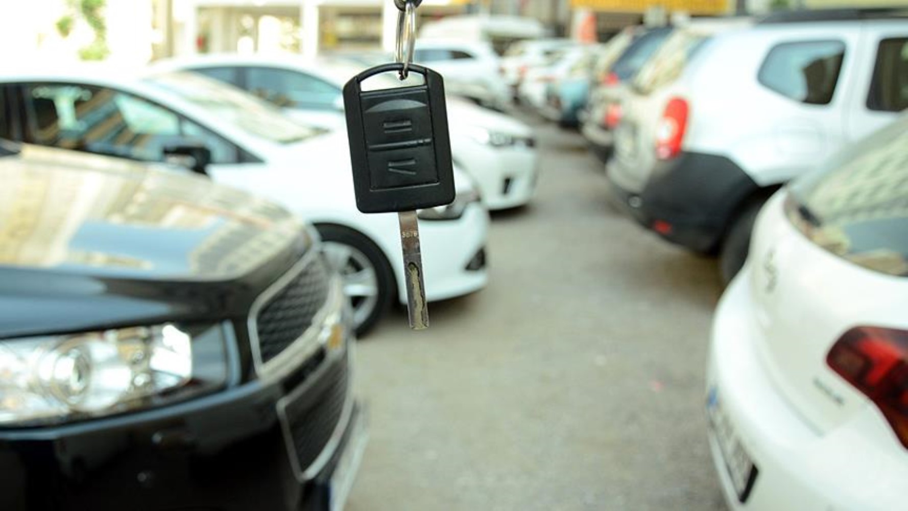 Attenzione proprietari di auto! Furti d'auto in aumento nei mesi invernali: ecco i modelli più rubati