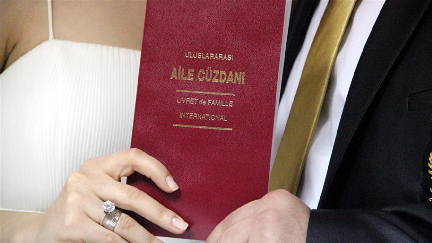 Gençleri zor durumda bırakan nikah ücretleri: Belediyeler zam yaptı