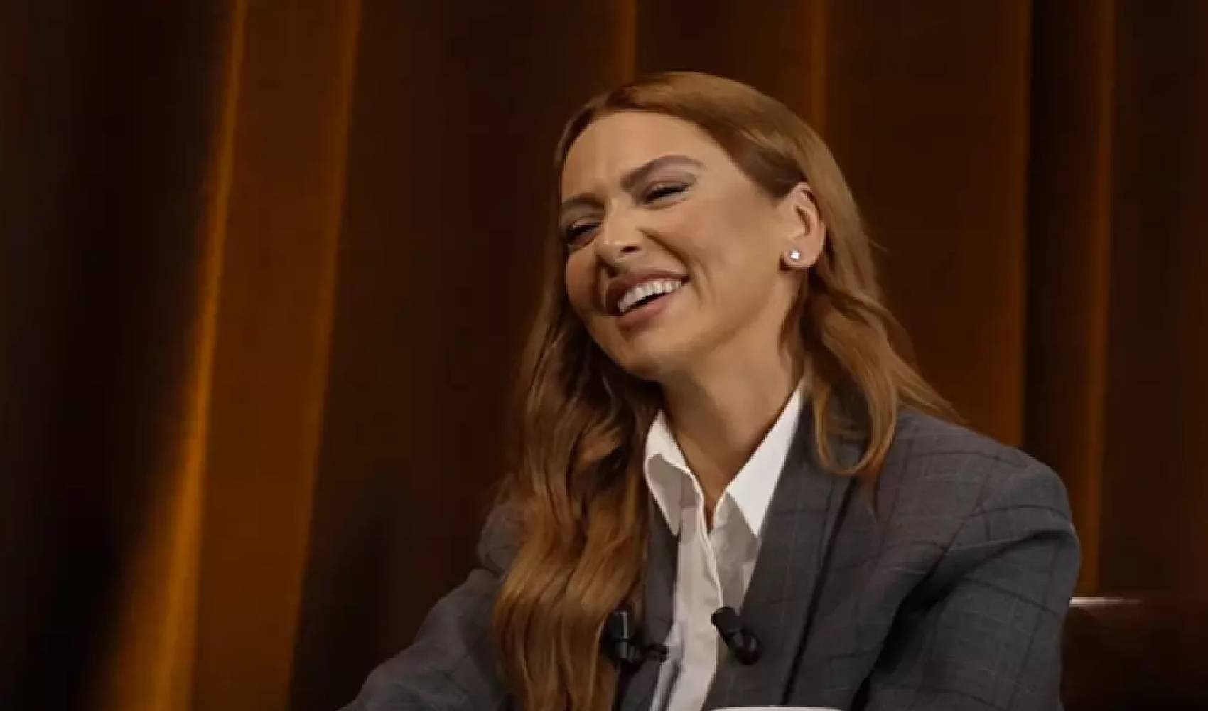 Hadise'nin 'Sevmiyorum' dediği şarkıcıyı Emrah Karaduman açıkladı!