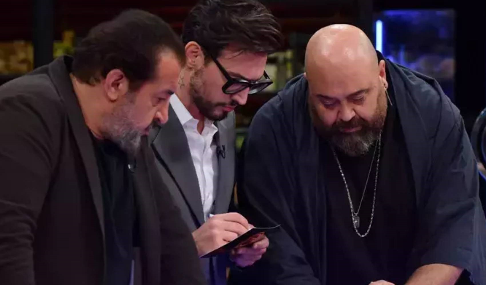 Bu akşam TV'de ne var? 2 Aralık Pazartesi günü yayın akışına göre Kanal D, ATV, Show TV, Star TV, TV8 ve TRT 1'de neler var?