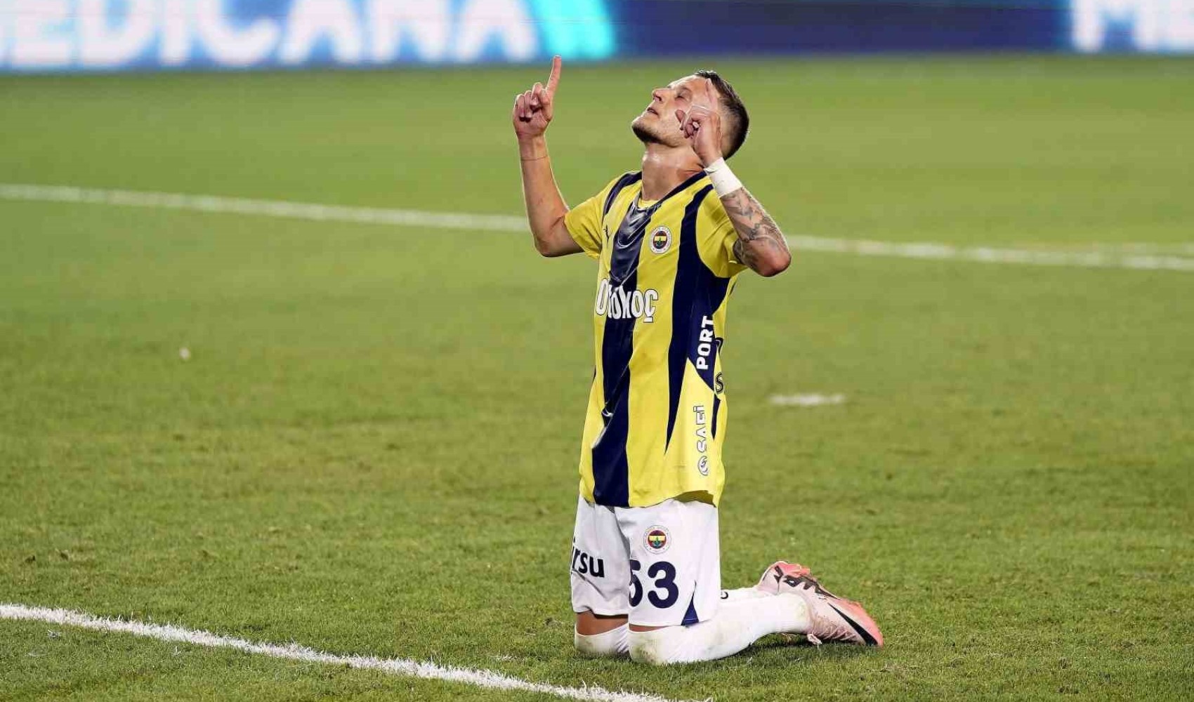 Szymanski gidiyor, Talisca geliyor: Sebastian Szymanski bonservisiyle Fenerbahçe tarihine geçecek