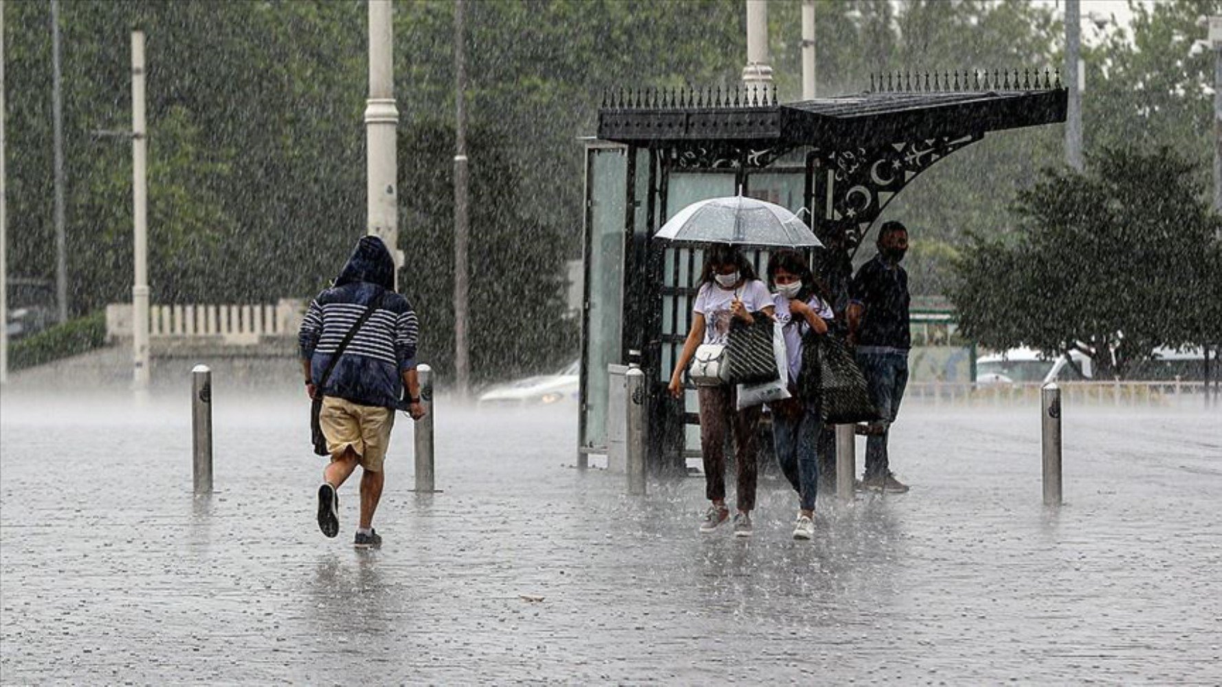 Meteoroloji'den 17 kente sarı ve turuncu kodlu uyarı: İstanbul'a 'Erbain' soğukları geliyor! İşte il il 21 Aralık Cumartesi hava durumu...