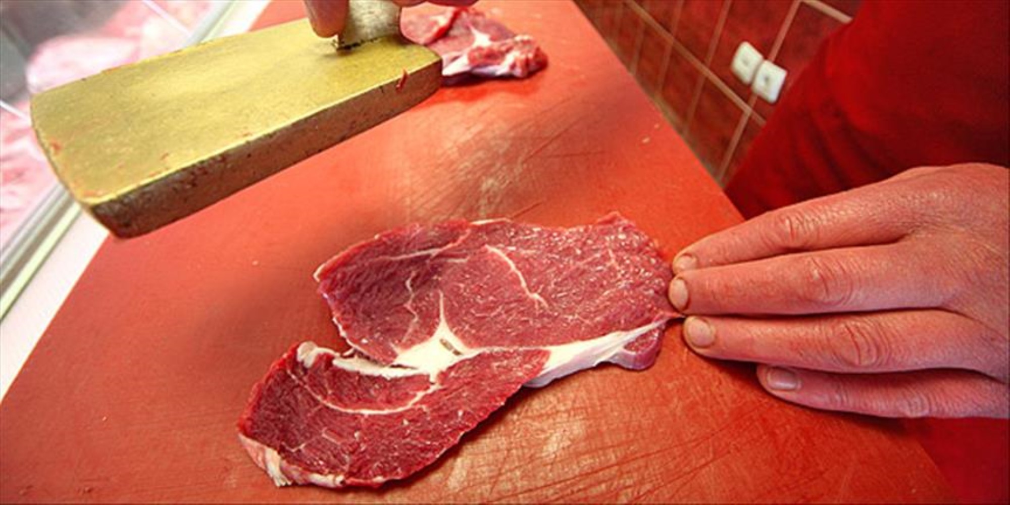 Il Ministero ha reso noti i prodotti alimentari contraffatti e adulterati: ecco le province in cui si vende più carne di cavallo e asino