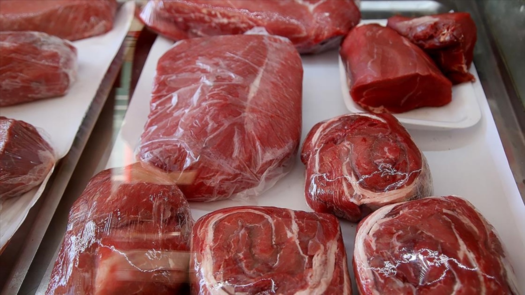 Il Ministero ha reso noti i prodotti alimentari contraffatti e adulterati: ecco le province in cui si vende più carne di cavallo e asino