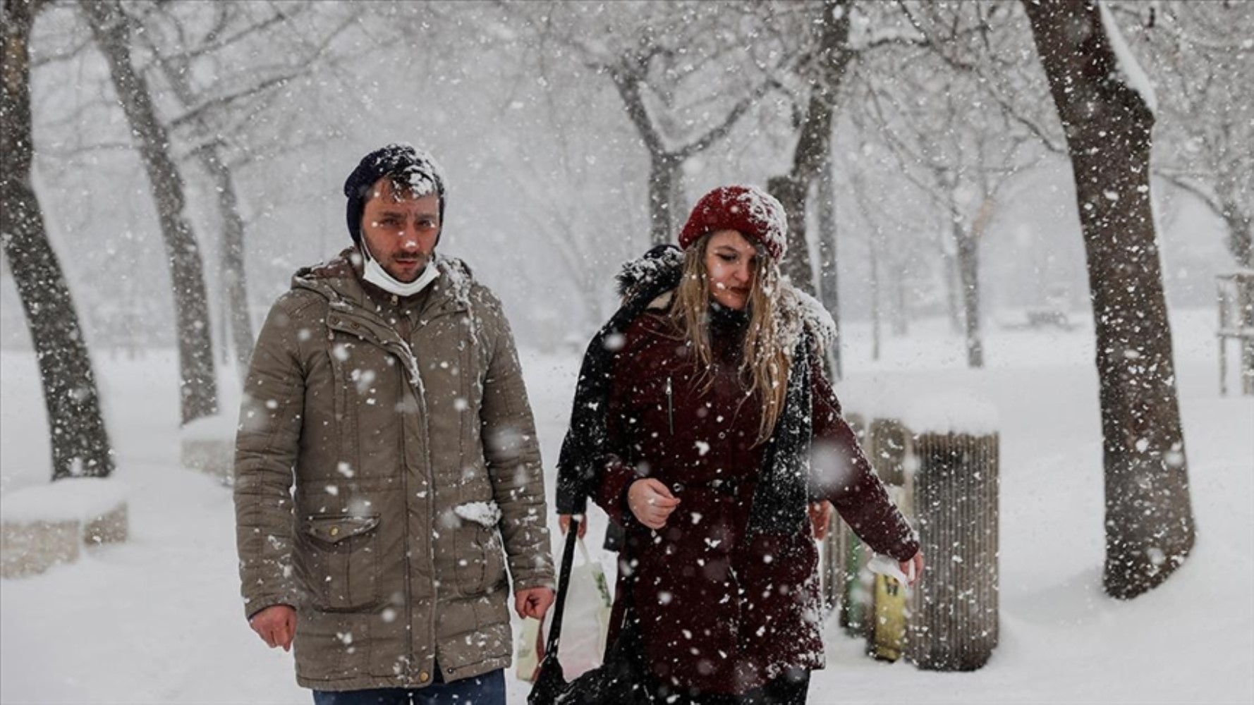 Allerta meteo per 29 province: previsti forti rovesci, neve e tempeste