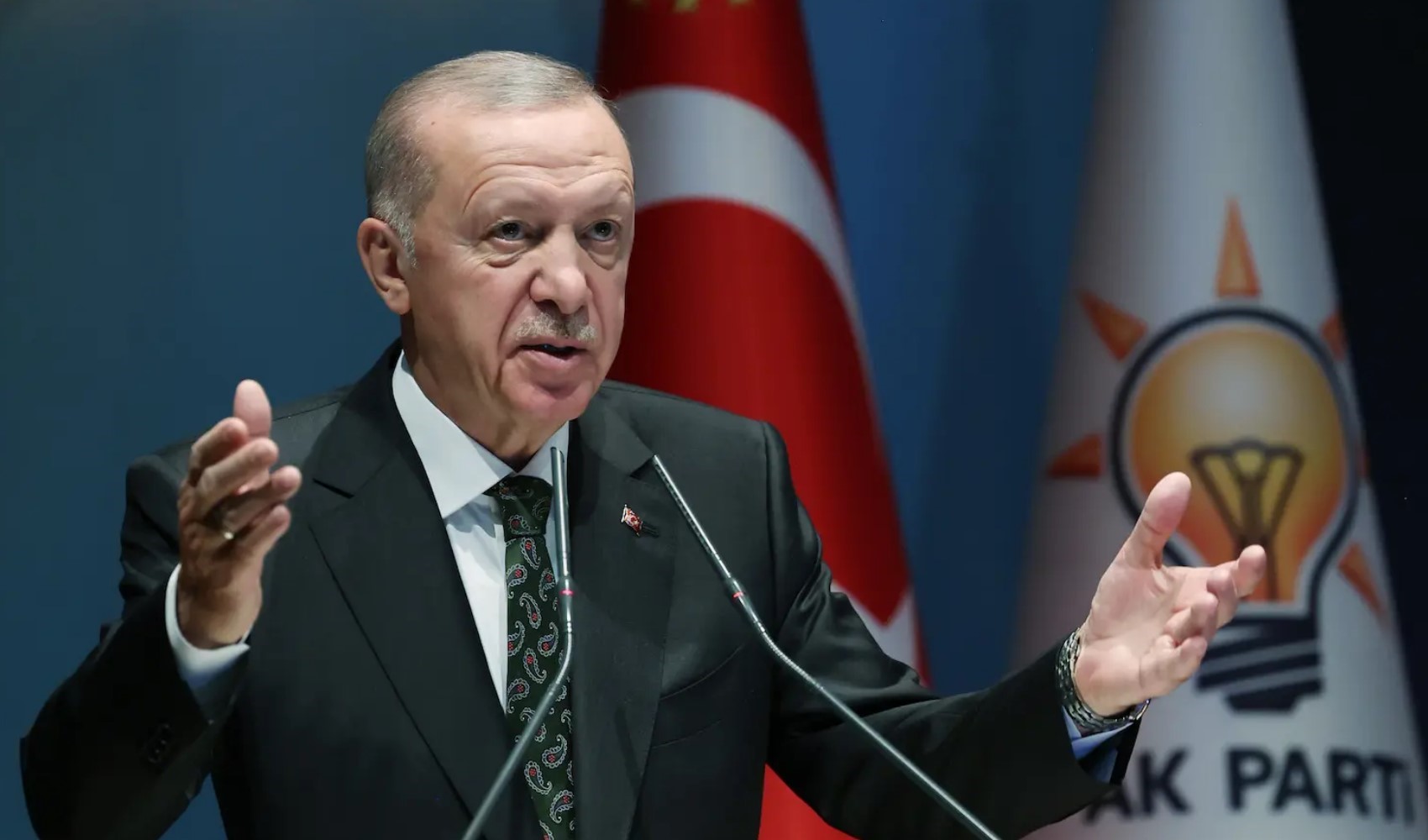 Anticipata la data del congresso dell'AKP: definito il numero di ministri che Erdoğan cambierà nel Gabinetto