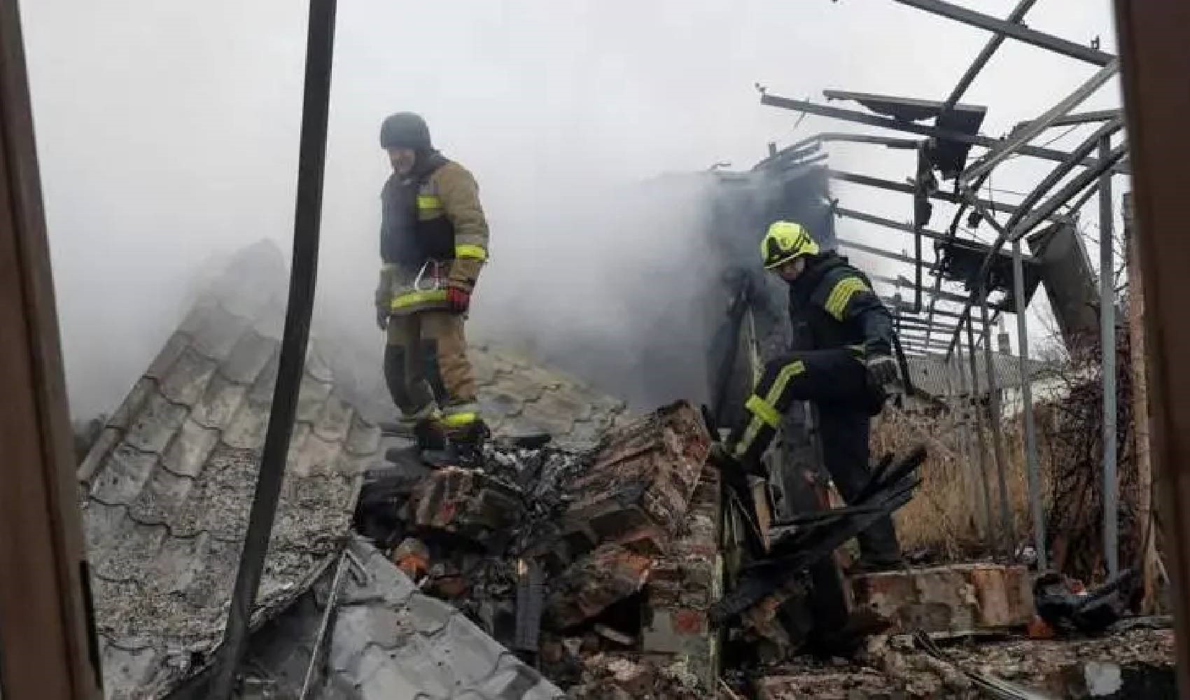 Attacco missilistico della Russia contro l'Ucraina nel giorno di Natale: Zelensky definisce l'attacco disumano