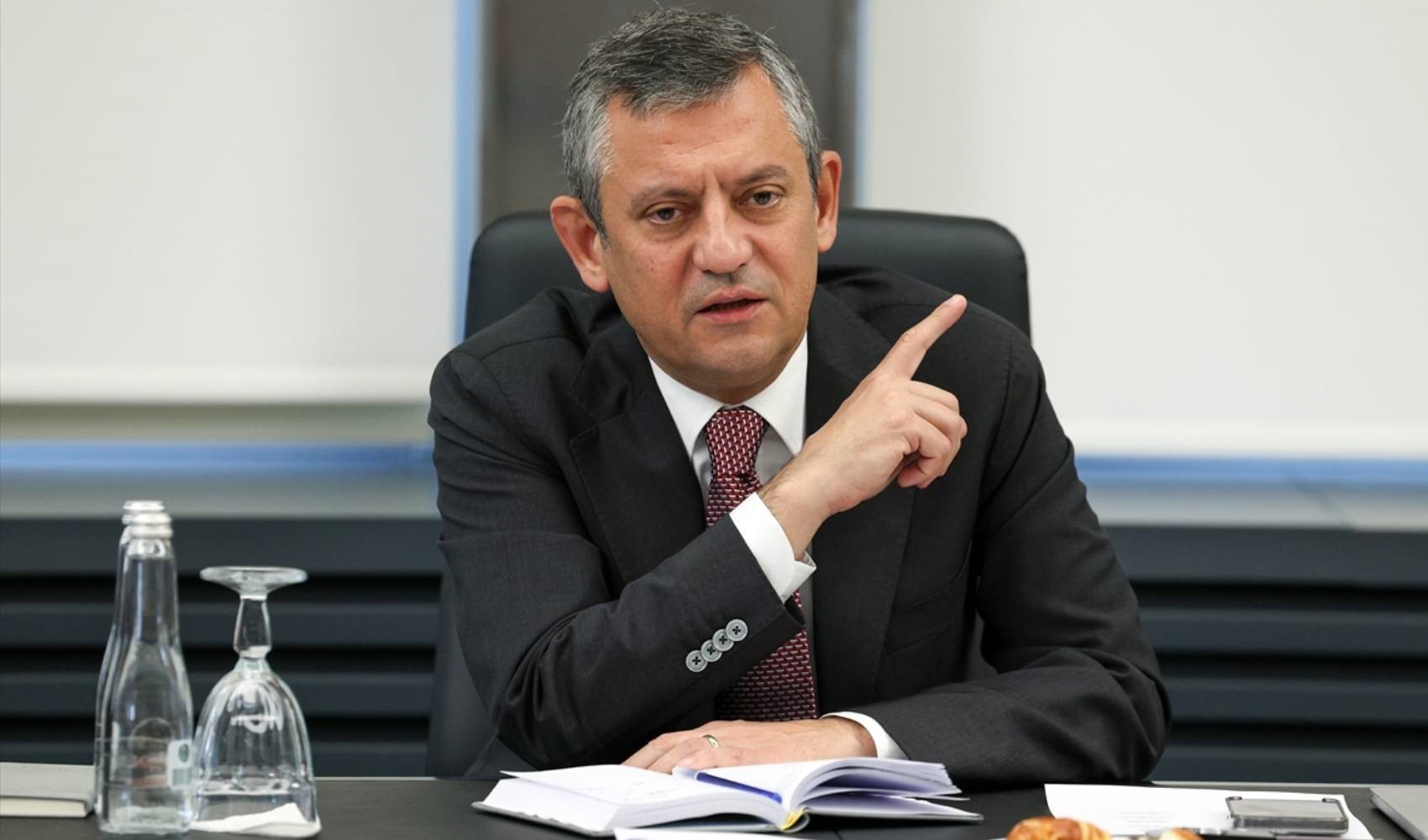 Özel: 
