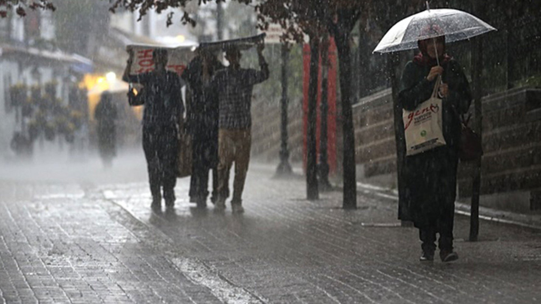 Hafta sonu hava nasıl olacak? Meteoroloji'den 3 kente sarı kodlu uyarı! İşte il il 7 Aralık Cumartesi hava durumu...