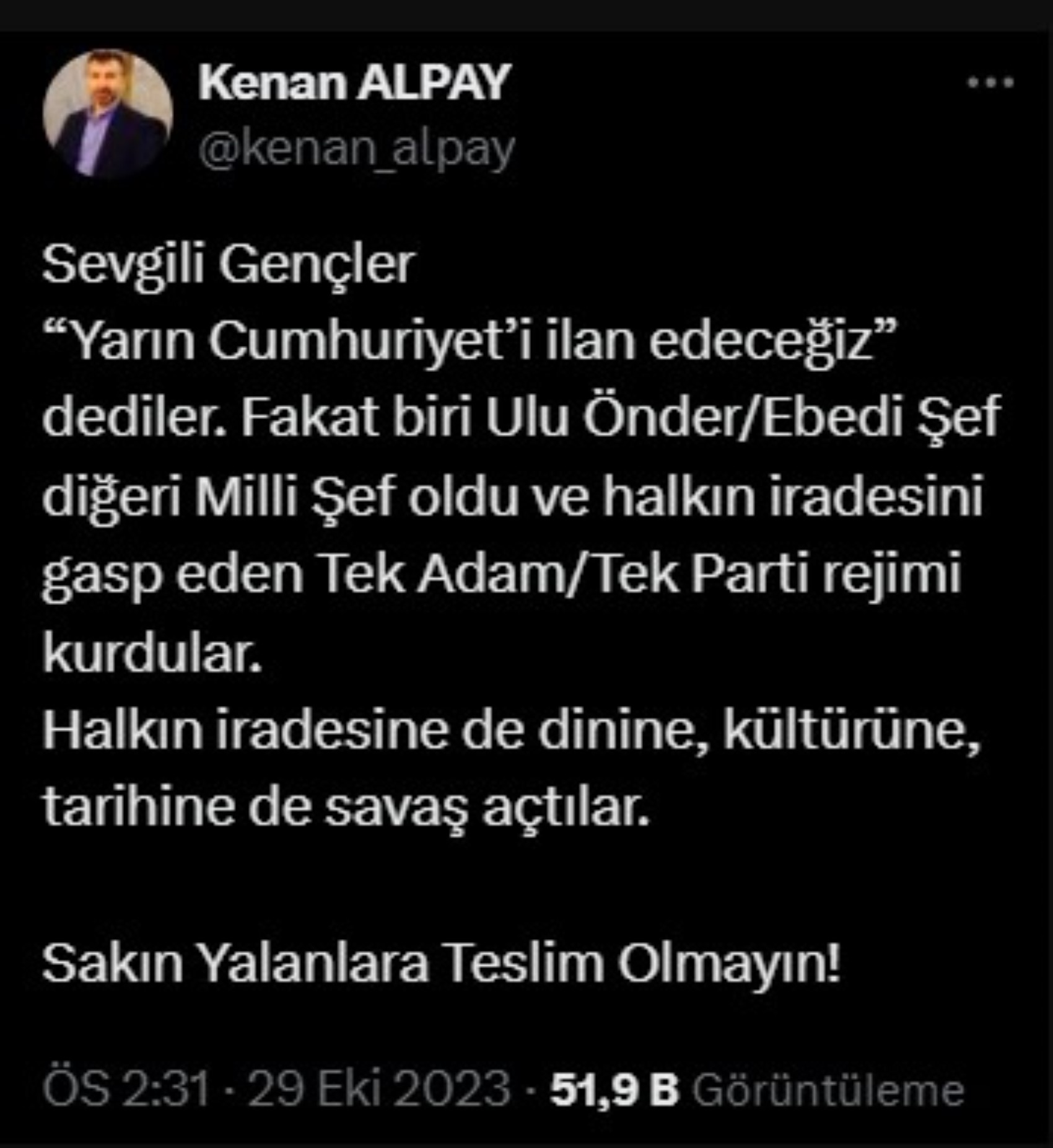 Atatürk düşmanı Akitçi Kenan Alpay CHP’li Üsküdar Belediyesi’nde çalışıyor: Köşe yazılarına ara vermiş
