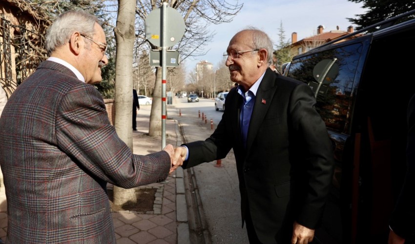 Kemal Kılıçdaroğlu eşiyle birlikte, Yılmaz Büyükerşen'i ziyaret etti