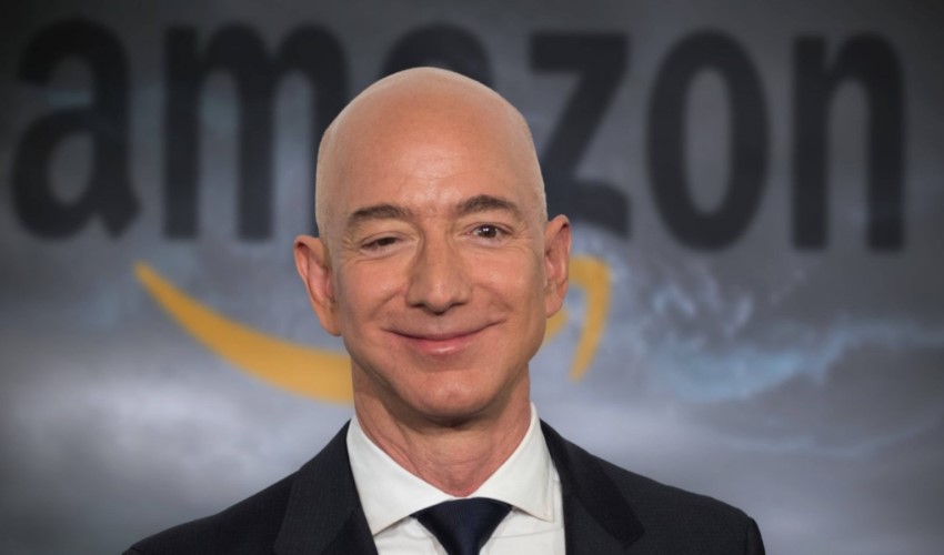 Jeff Bezos Amazon hisselerini sattı