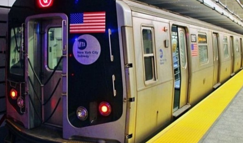 New York metrosundaki silahlı kavgada bir kişi hayatını kaybetti