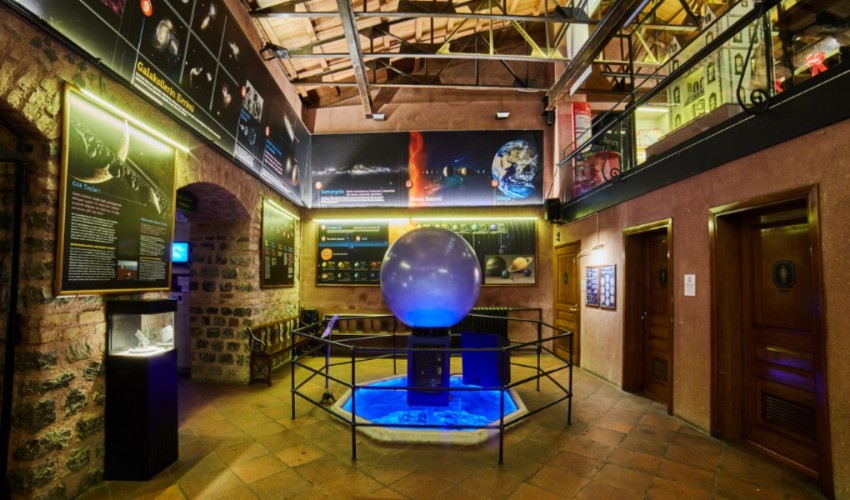 Tarihte yolculuk: Rahmi M. Koç Müzesi’nde astronomik seyir