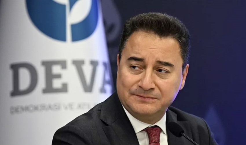Dichiarazioni di Ali Babacan sui colloqui di lavoro: 'La promessa di abolire i colloqui è stata dimenticata'