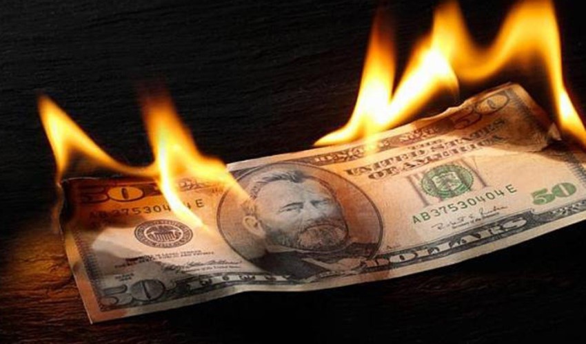 La febbre del dollaro non scende! Scambiato a quota 30,46