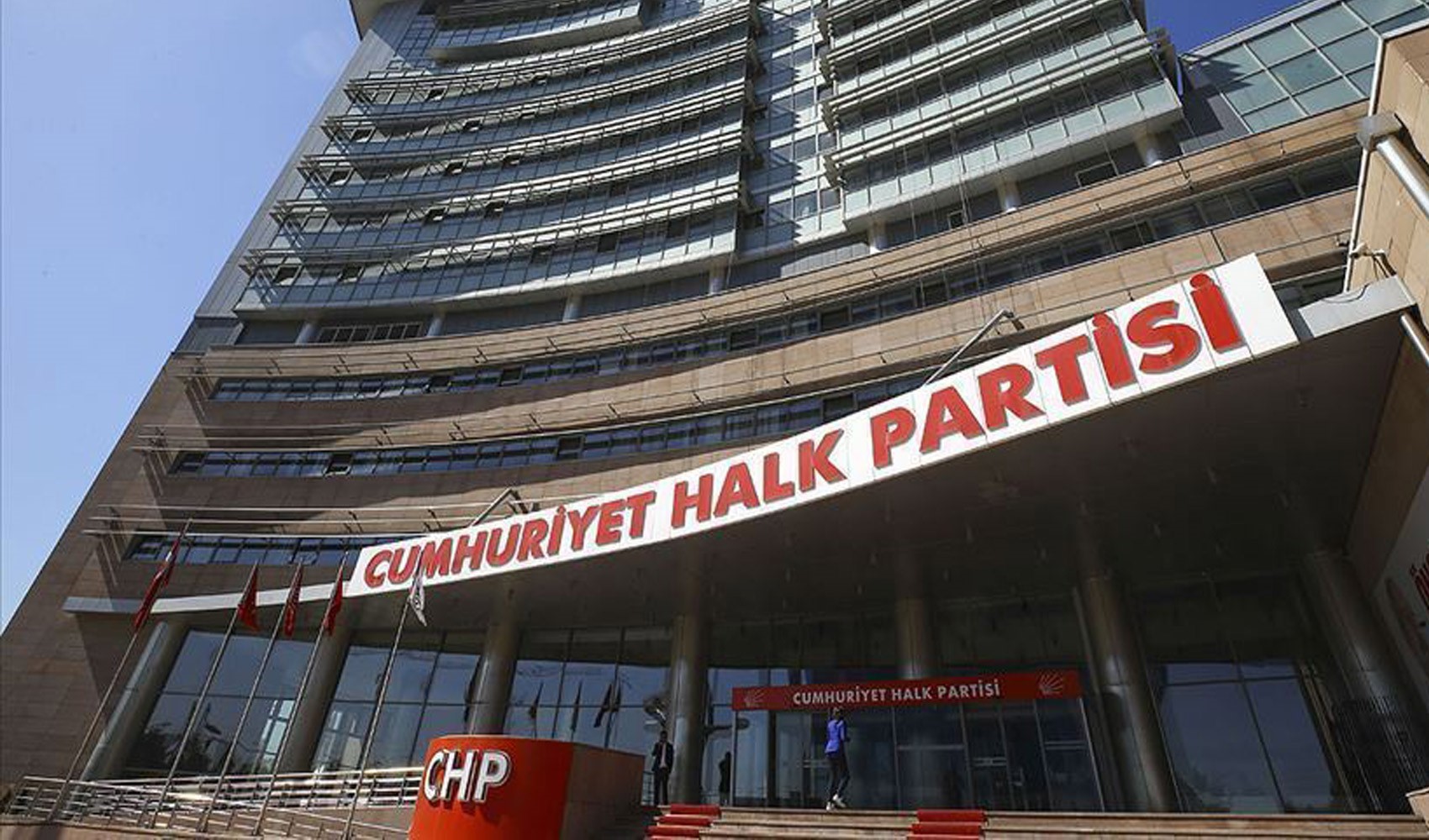 CHP Didim ilçe teşkilat yönetimi istifa etti