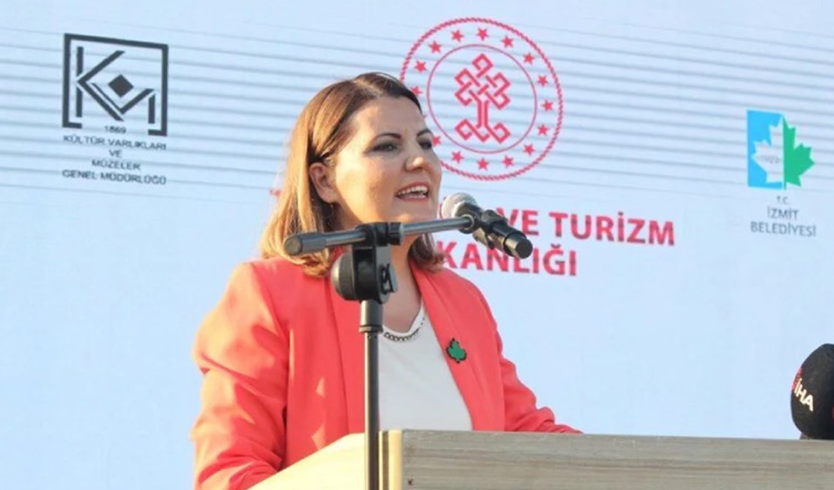 İzmit Belediye Başkanı Fatma Kaplan Hürriyet adaylıktan çekildi
