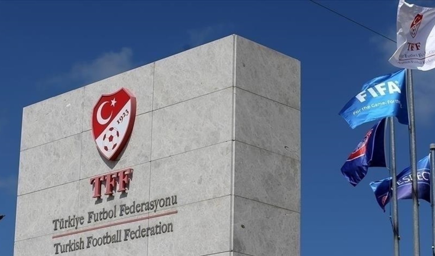 Süper Lig kulüplerine ceza yağdı: 48 milyon TL!