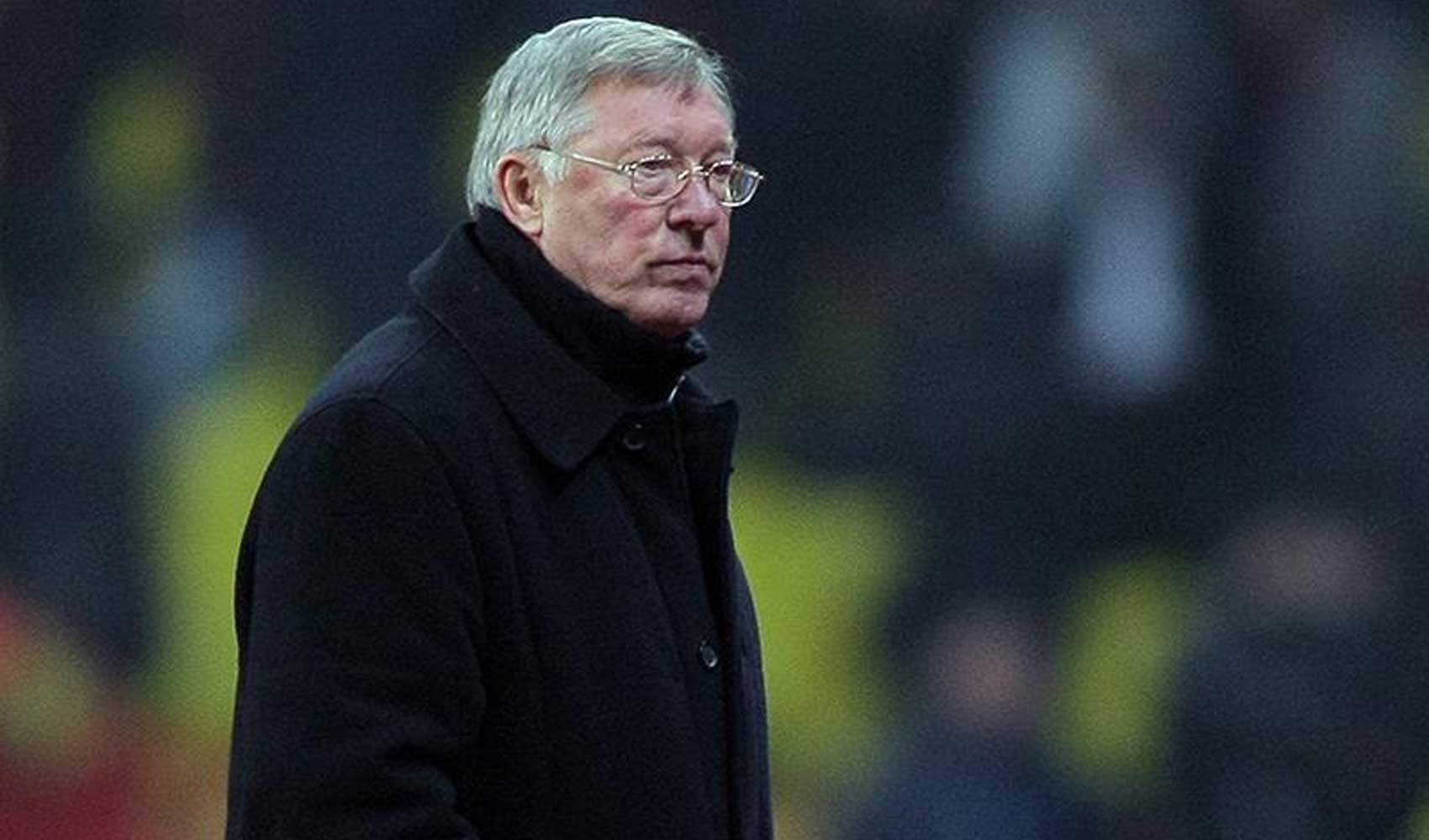 Sir Alex Ferguson, at yarışı sevincinde kaburgasını kırdı