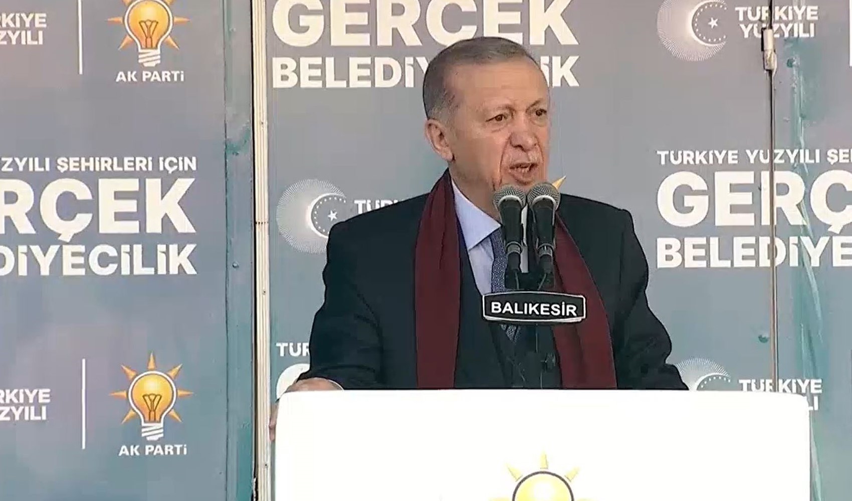 Il candidato del DEM Party a Istanbul si era presentato alle 16:55: Erdoğan parla di 