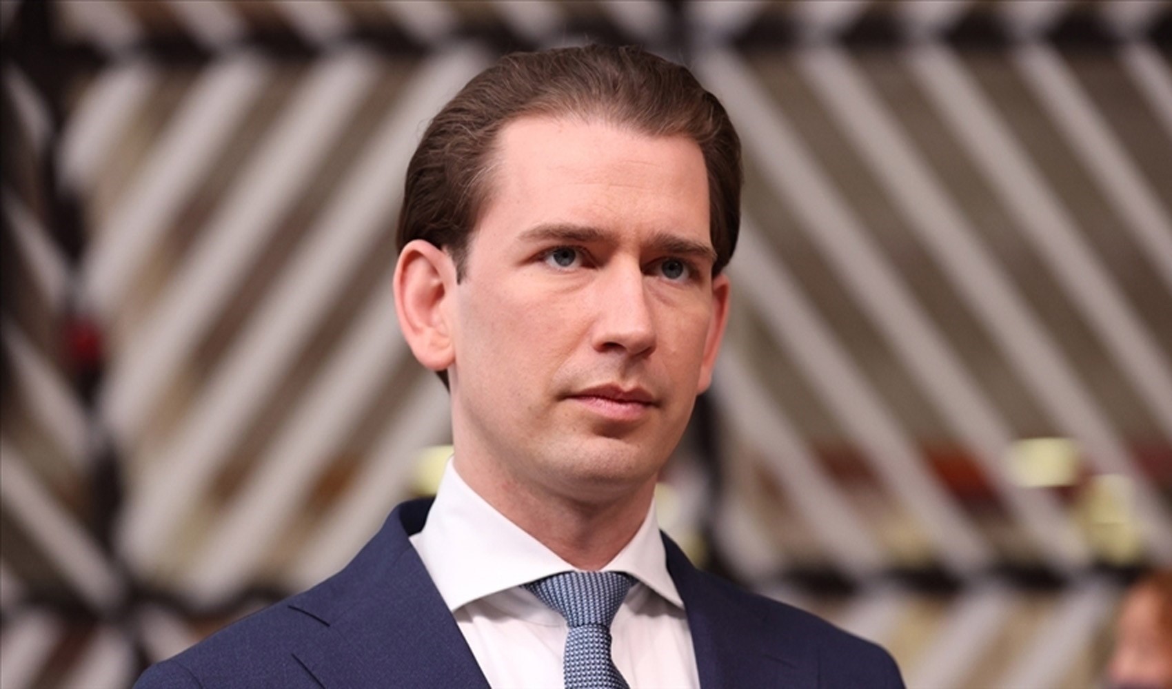 Eski Avusturya Başbakanı Kurz yalan beyandan 8 ay ertelemeli hapis cezası