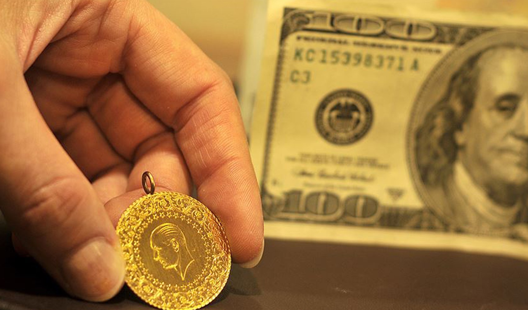 Dolar, Euro ve gram altın ne kadar oldu?