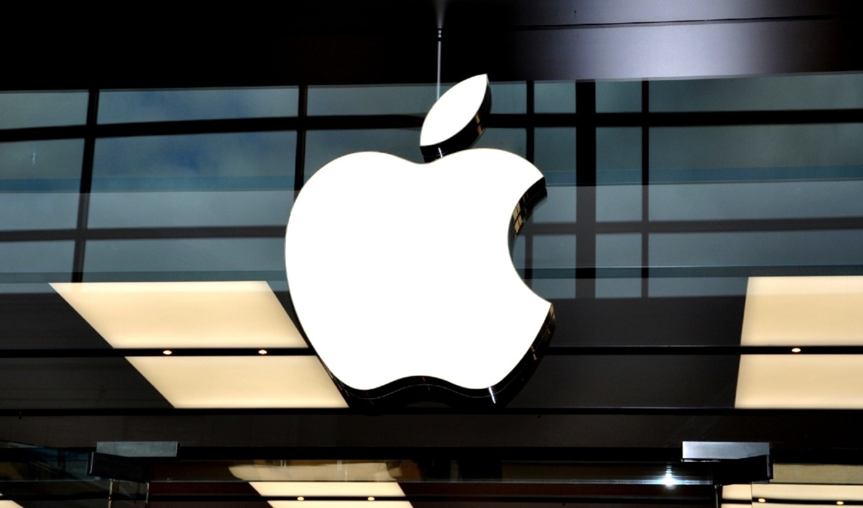 Apple CEO'su duyurdu: Yapay zekaya önemli düzeyde yatırım yapıldı