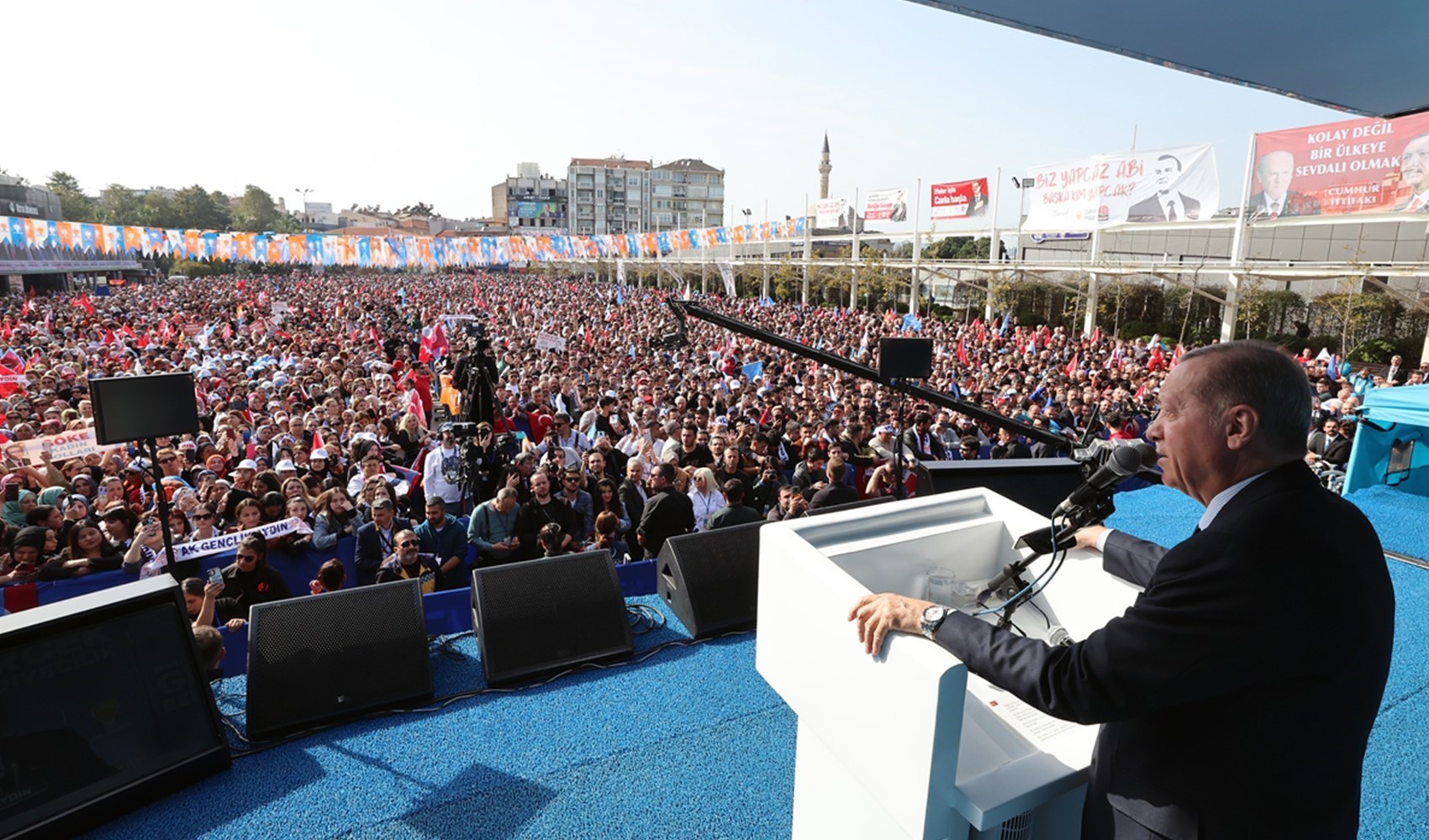 Recep Tayyip Erdoğan parla al comizio di Aydın: 'Certamente ci sono problemi che dobbiamo risolvere'