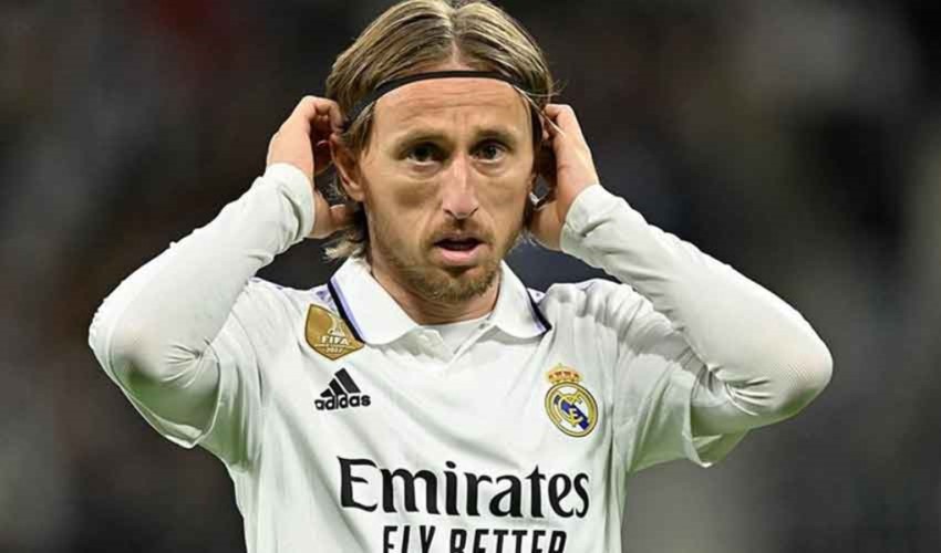 Luka Modric, Real Madrid ile sözleşme uzatıyor