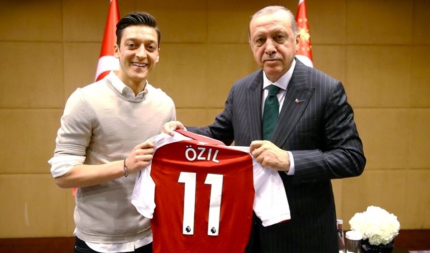 Almanya'daki DAVA Partisi'yle ilgili 'Mesut Özil' iddiası!