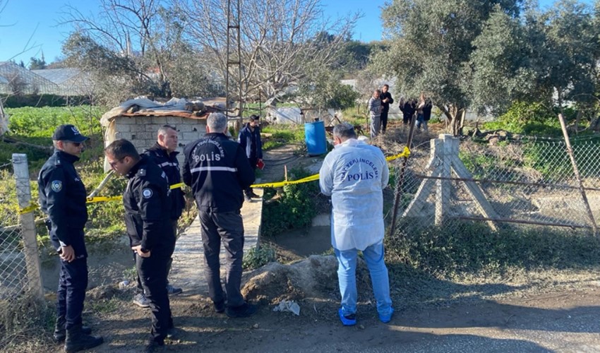 Antalya'da bir ceset daha bulundu: Tarlasına giden çiftçi haber verdi