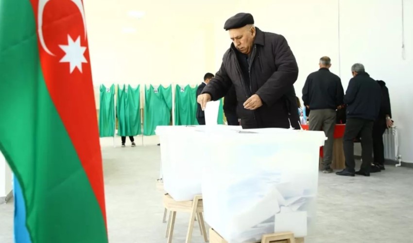 Azerbaycan’da oy verme işlemi sona erdi