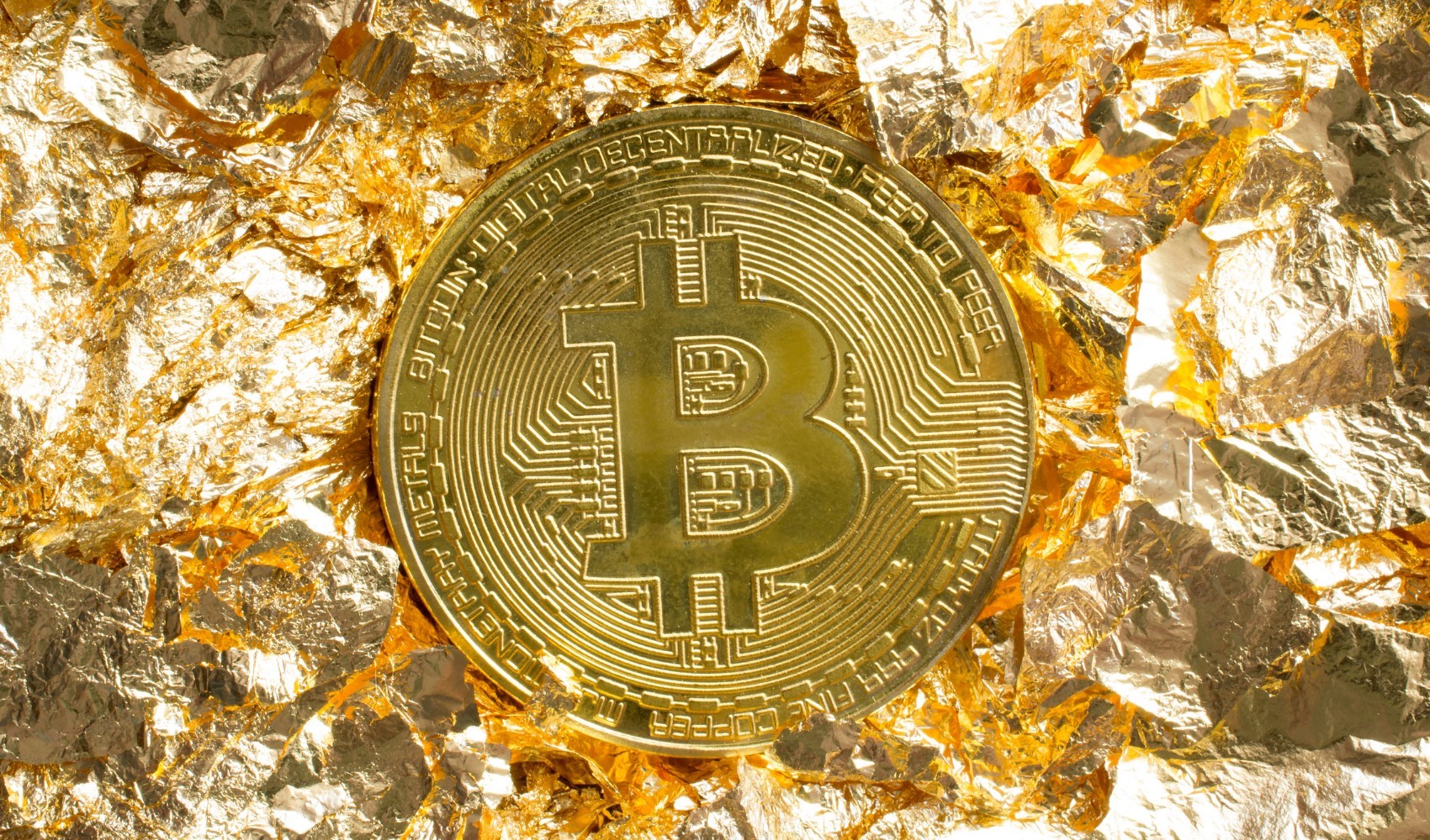 Altın ve Bitcoin'in değer kazanması sürüyor.. Rekor üstüne rekor geldi