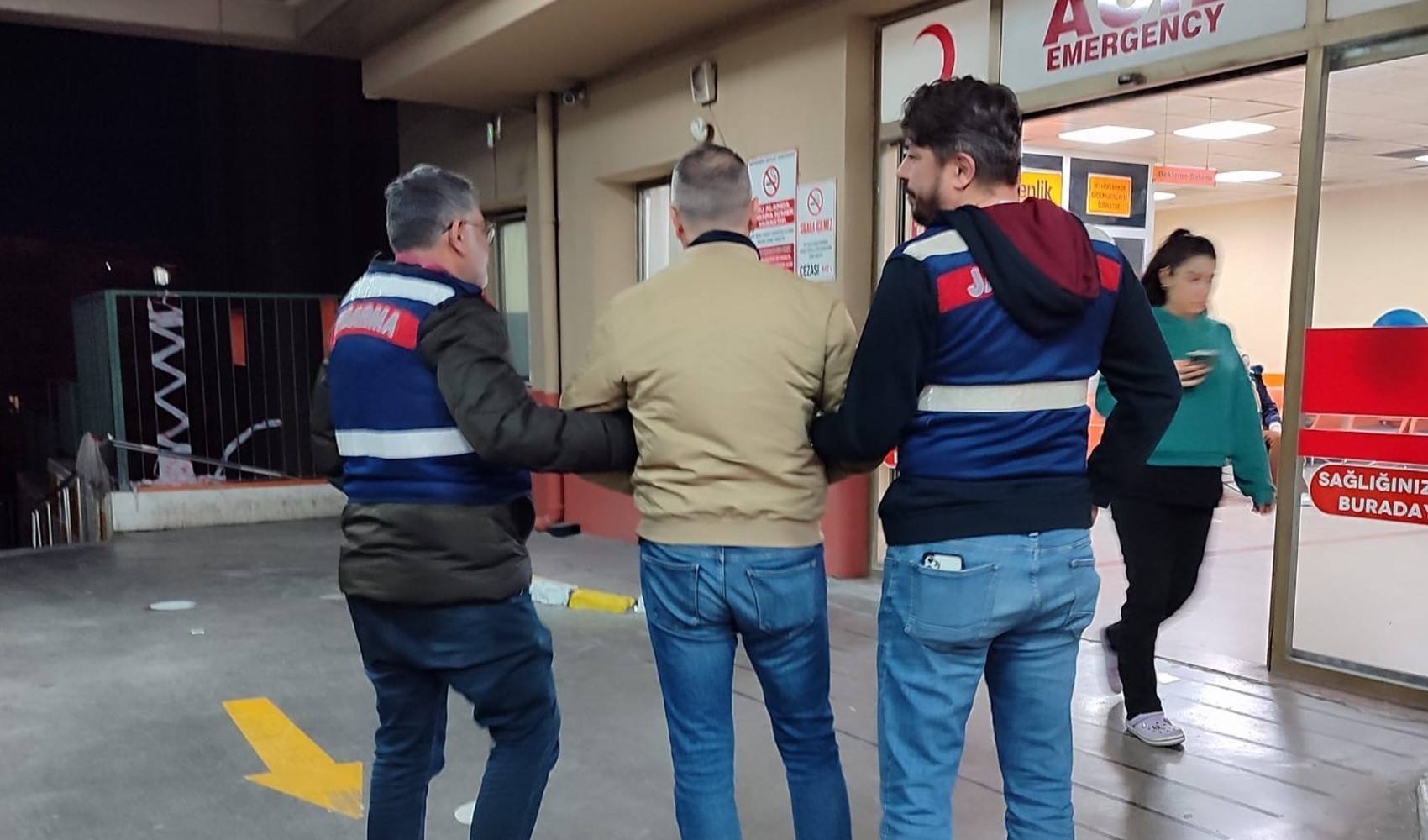 FETÖ’nün TSK yapılanmasına İzmir merkezli operasyon