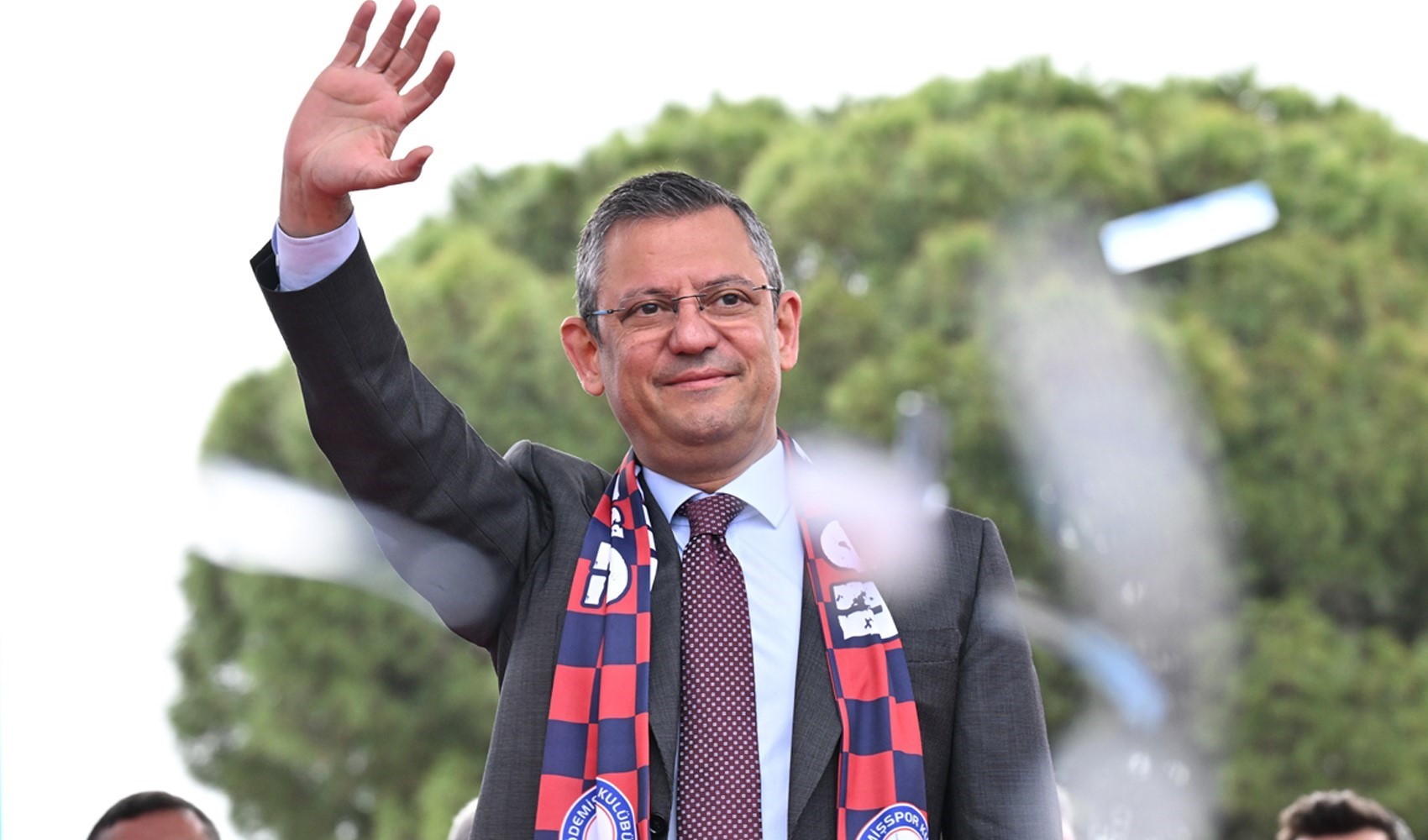 Il leader del CHP Özgür Özel da Ödemiş: 'Allora c'è speranza...'