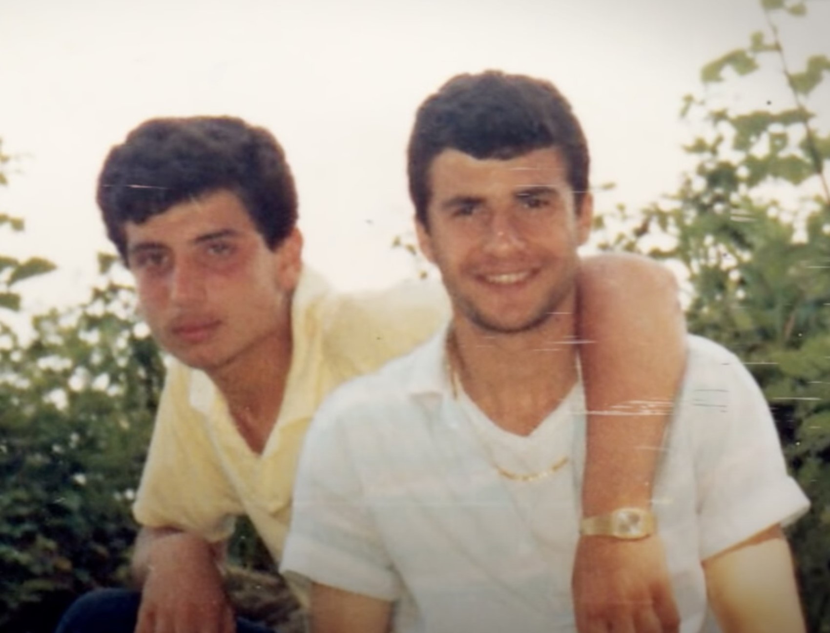 Bu kareler daha önce hiç görülmedi: İmamoğlu’nun gençlik ve çocukluk fotoğrafları ortaya çıktı